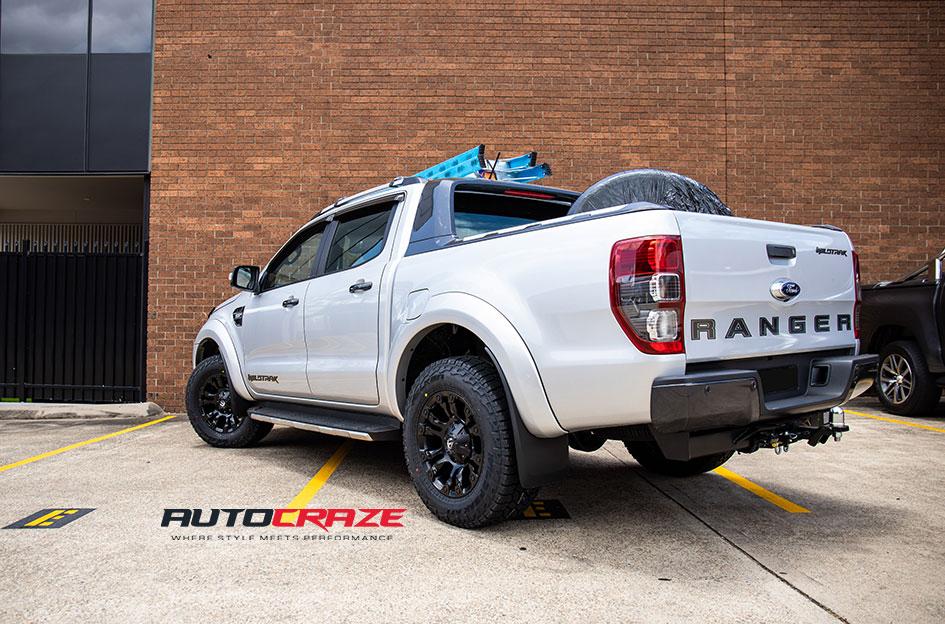 FORD-RANGER-VAPOR-MATTE-BLACK